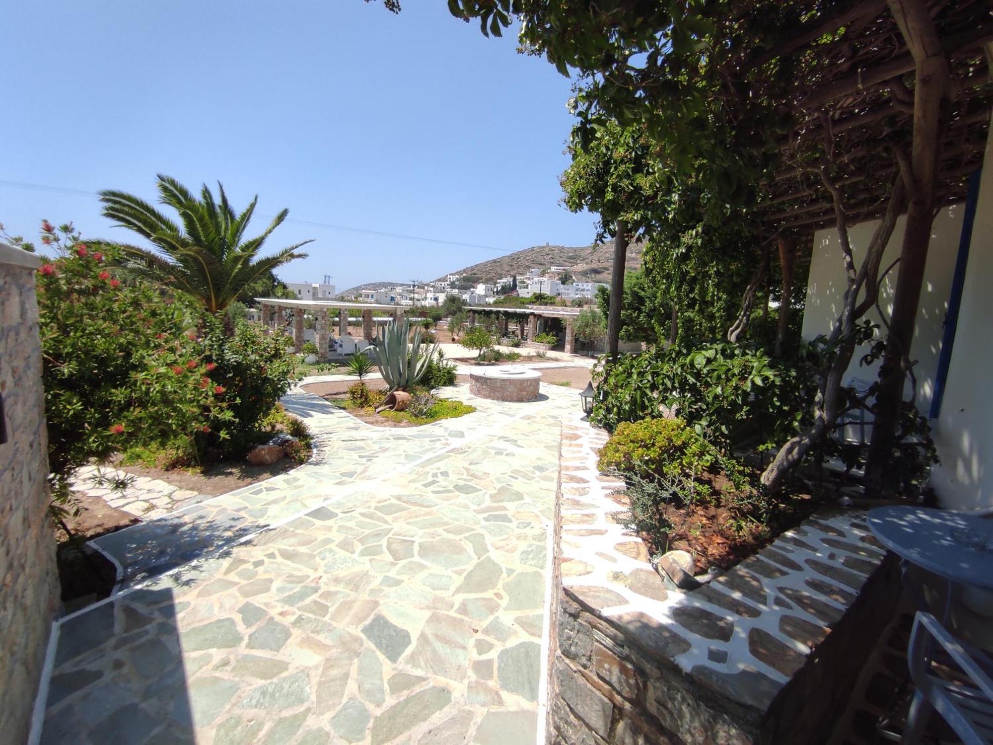 Villa Le Grand Bleu Katapola Bagian luar foto